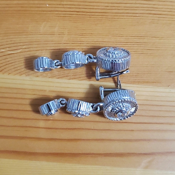 Vintage Signed Judith Ripka 925 Sterling Silver Cubic Zirconia Drop Earrings - Picture 5 of 8